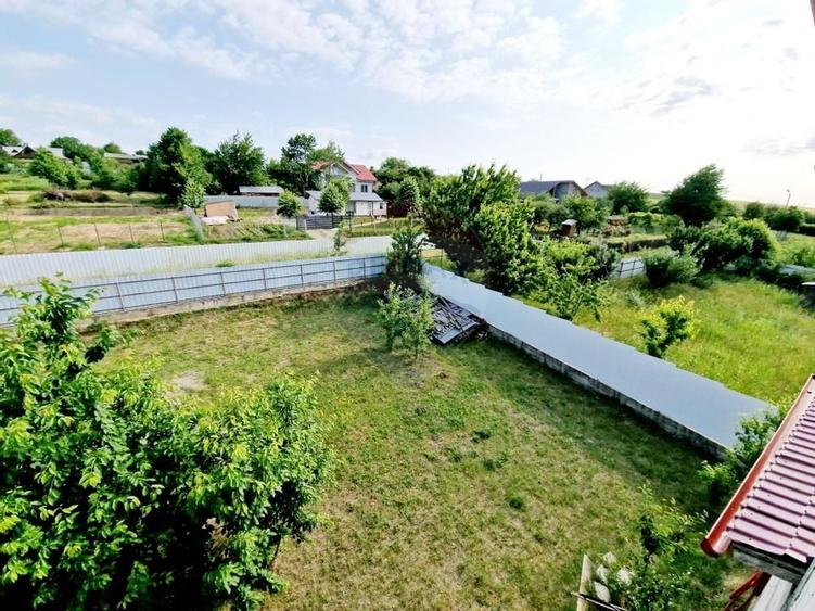 Casă spațioasă S+P+1E+M și teren generos 1664 mp - 54