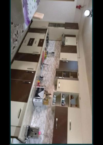 Vand casa cu etaj - 1