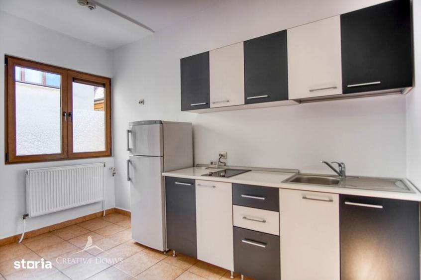 Calarasilor - Piata Sf. Stefan / Spatiu de birouri in vila, 92 mp - 2