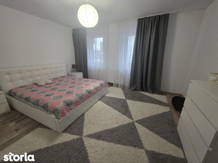 Inchiriez 2 camere cu gradina si parcare subetrana Tractorul - 1