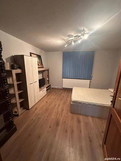 Inchiriez apartament 1 camera la casa - 1