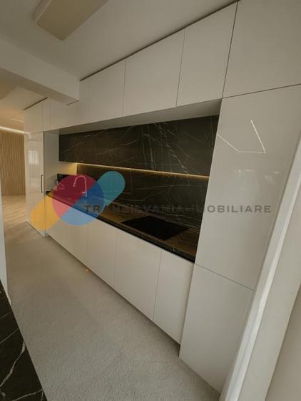 Apartament 4 camere | 117 mp utili + terasa 75 mp | Ultimul etaj | 2 parcari - 6