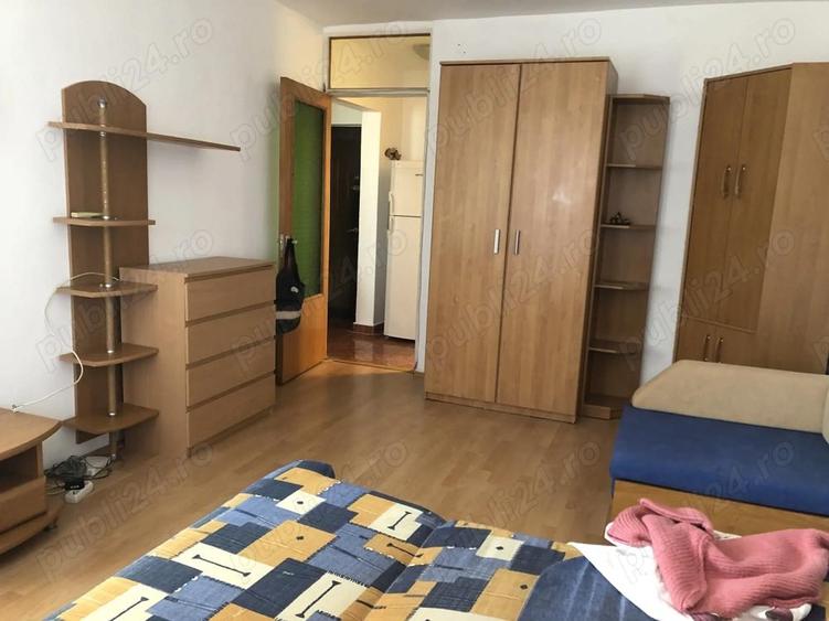 Garsoniera Cal Rahovei 13 Septembrie, bloc anvelopat, balcon, vis-a-vis de Liceul D. Bolintineanu - 9