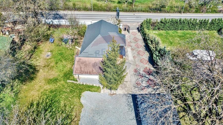 Casa cu 3 camere si 1500mp teren de inchiriat in Faget - 5