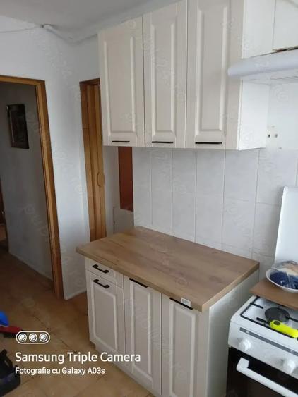 Inchiriez apartament 2 cam - 10