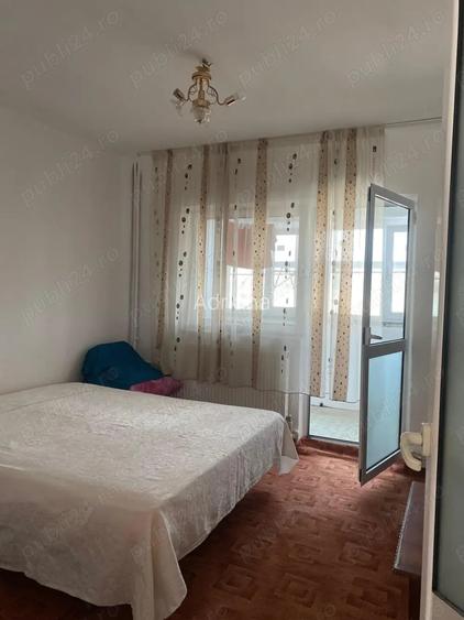 Vanzare apartament 4 camere micro 21 Vanzare apartament 4 camere micro 21