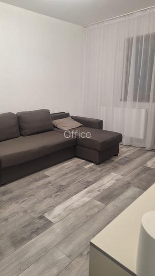 Apartament 3 camere de inchiriat