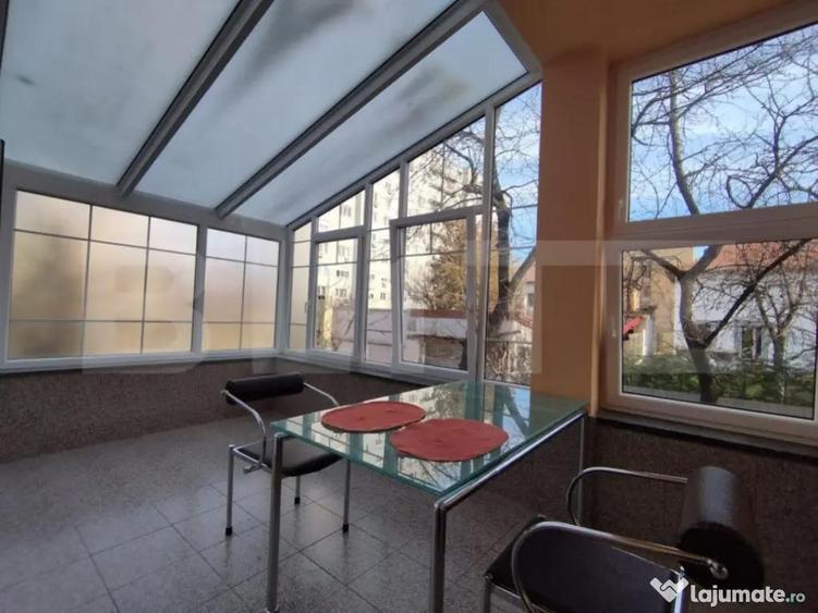 Apartament 2 camere, antreu spatios, 3 terase- una inchisa, - 5