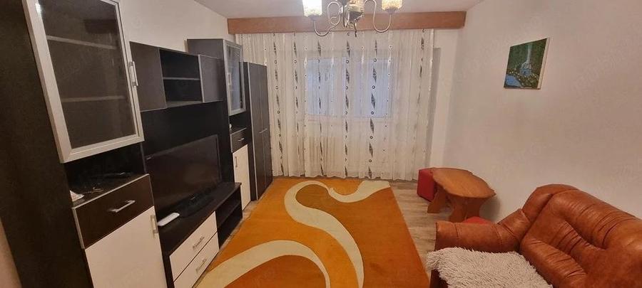 Inchiriez apartament 2 camere Lapu? zona Mall Electroputere - 2