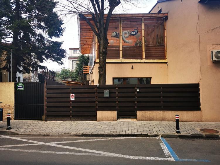 Spatiu 2 camere modern ideal cabinet / birou - 6