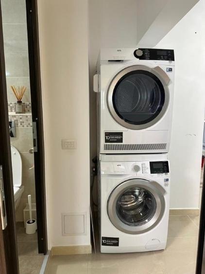 PROPIETAR   13 Septembrie - Maria Cuntan - 3 camere decomandat. - 3