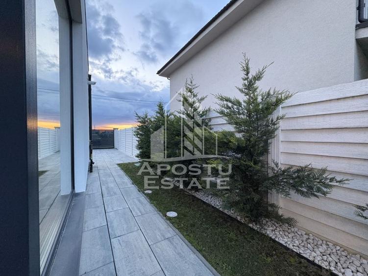 Vila de lux cu piscina incalzita de vanzare in Mosnita Noua | 4 camere - 39
