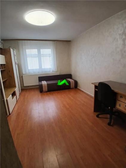 Garsoniera de vanzare mobilata utilata Sibiu Terezian - 6