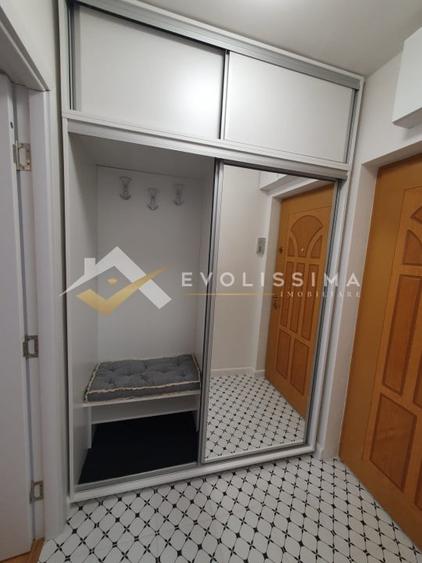 Garsoniera renovata complet , cartier Tractorul - 13