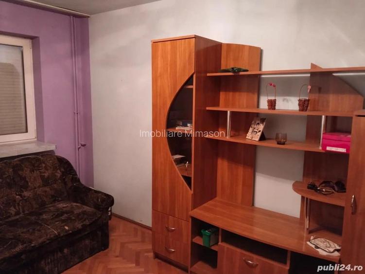 Apartament cu trei camere zona Balcescu Apartament cu trei camere zona Balcescu
