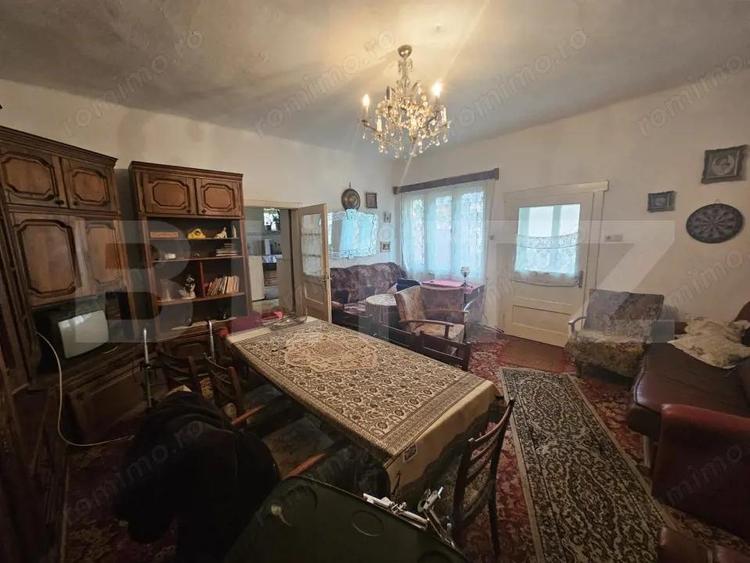 Casa cu 4 camere, 140 mp, teren 450 mp, oras Blaj - 13