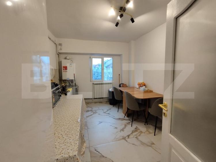Apartament 4 camere , Tomesti , la strada principala , 98mp , Etaj 2 - 2