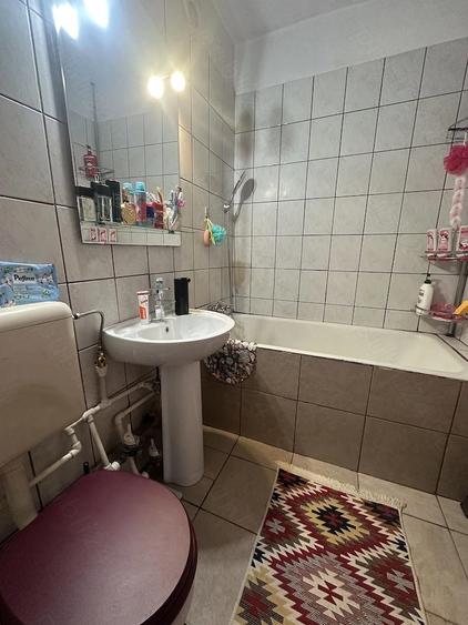 Agentia imobiliara VIGAFON vinde apartament 2 camere Republicii - 3