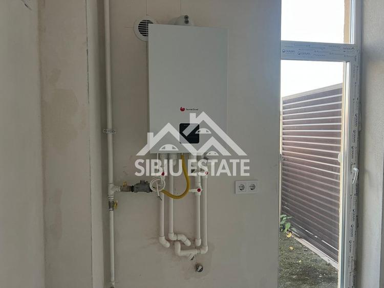 Garsonieră de vânzare , Zona Henry Coandă, Sibiu, 2 locuri de parcare - 4