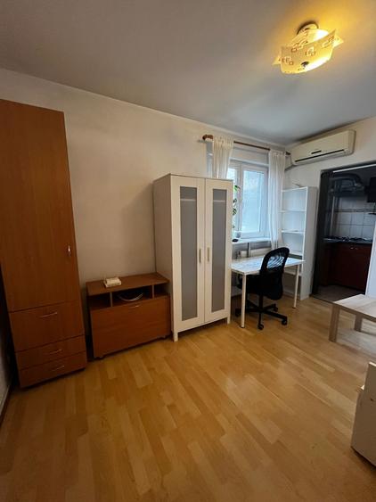 AFI Palace Cotroceni - 3 minute metrou Favorit - Garsoniera cf 2 - 2