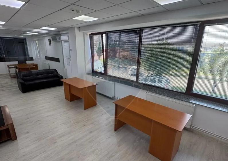 DE INCHIRIAT Spa?iu de birou 50 mp in complexul Re... - 1
