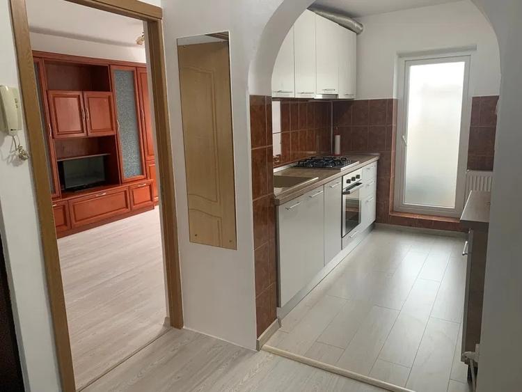 REPUBLICII-Brezeanu- 2cam, cf1, dec, 3/4, G,F,T - 79000 euro - 1