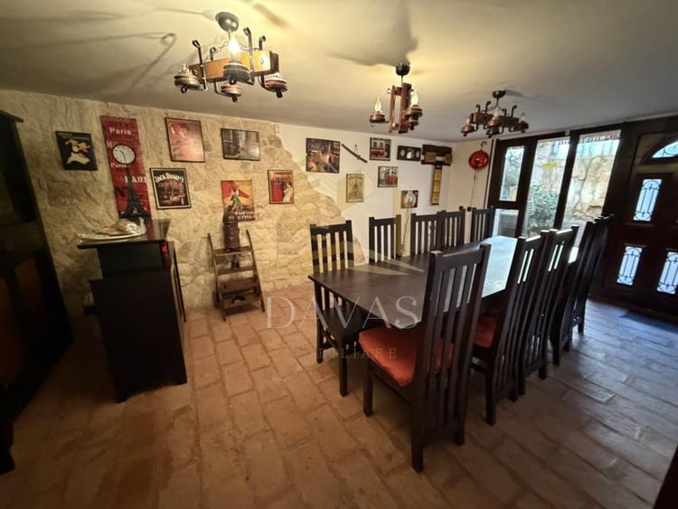 Casă individuala elegantă cu grădină superbă – perfectă pentru relaxare - 13