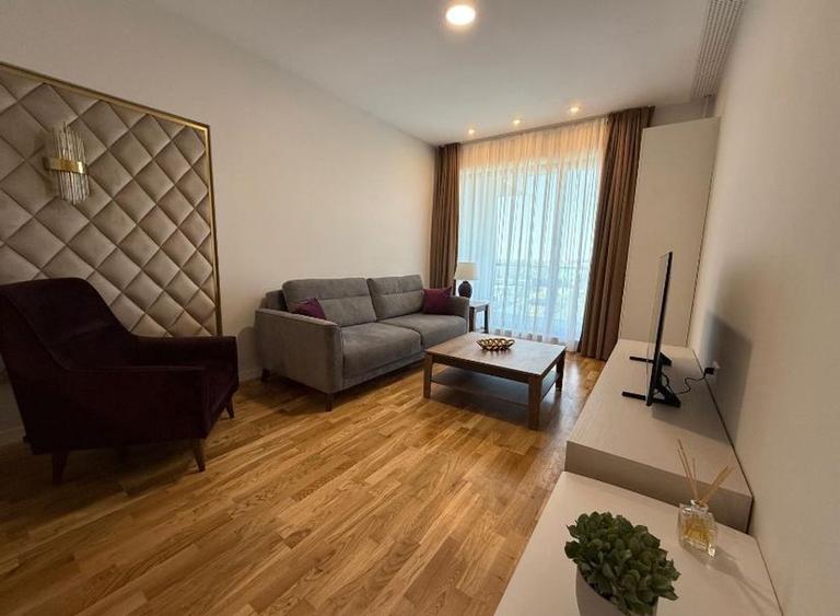Apartament de închiriat // 2 camere // Băneasa - 2