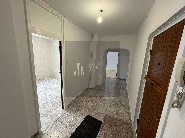 Apartament 2 camere decomandat an 1990  metrou Eroii Revolutiei - 6