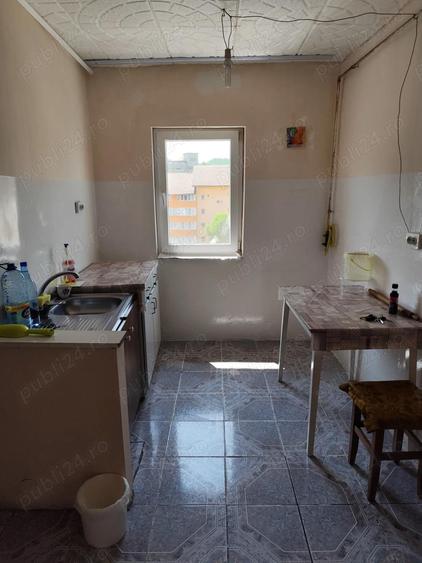 Vand garsoniera etaj 4 Petrila - 1