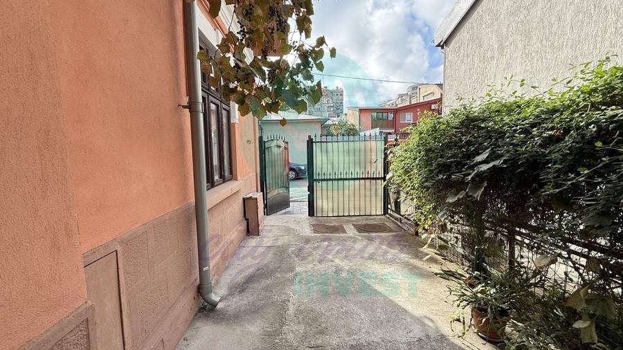 Casa singura in curte la 2 pasi de Calea Calarasilor - 3