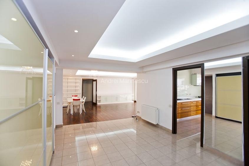 Apartament 4 camere de vanzare- zona Eminescu, bloc nou, foarte spatios