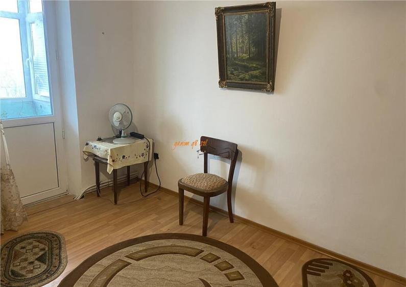 Apartament 3 camere , zona Cartier Gara , et 3/4 , 60 mp , c - 3
