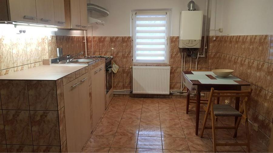 Proprietar inchiriez garsoniera zona Mall - 5