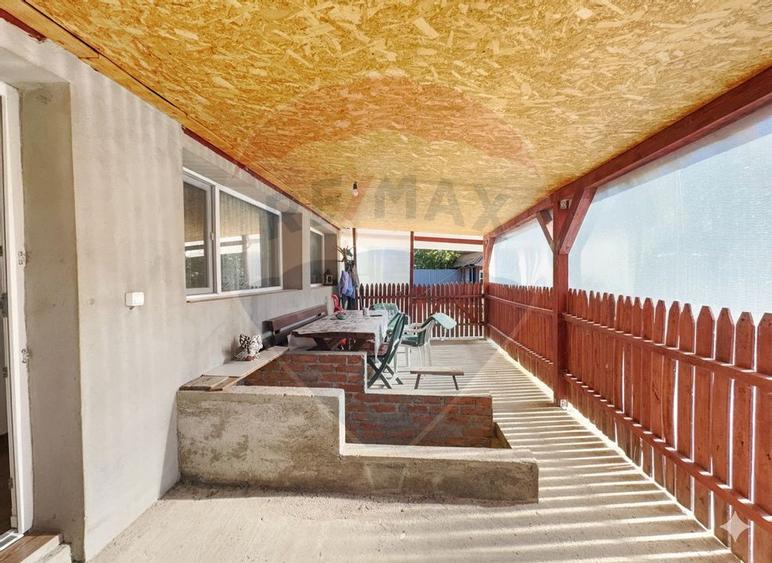 Casă cu potențial, teren generos, poziție bună, în Pișchia - 5