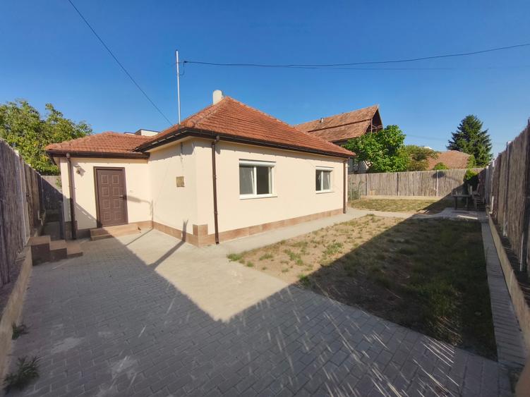 Casa de inchiriat Aradului 1000 euro - 1