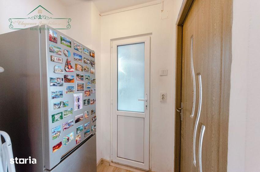 Apartament cu 2 camere semidecomandat, mobilat în Șega