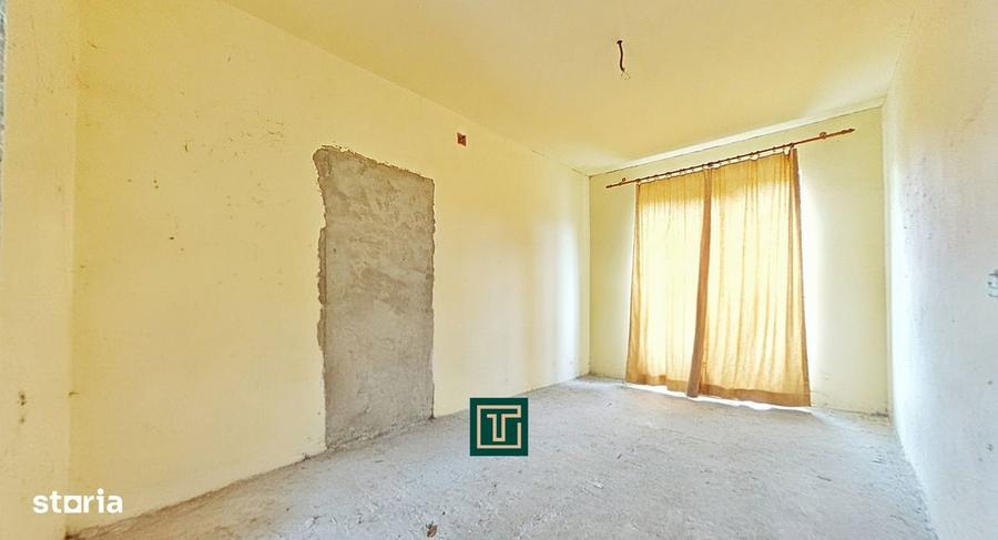 Casa de vanzare cu 4 camere in Zabrani, teren 578 mp, front generos - 9