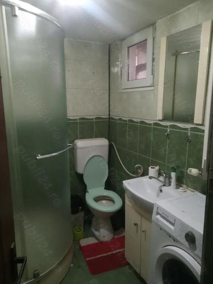 Proprietar ,inchiriez apartament 2 camere, la curte ,Lizeanu -Obor, gaze ,centrala proprie - 5
