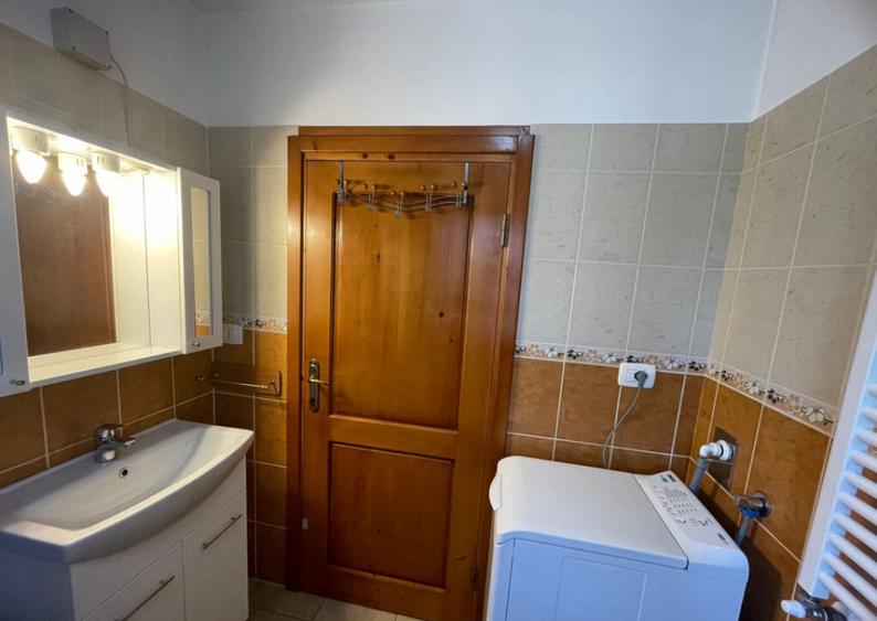 Casa P+M situata in localitatea Dragutesti - zona Abator - 2