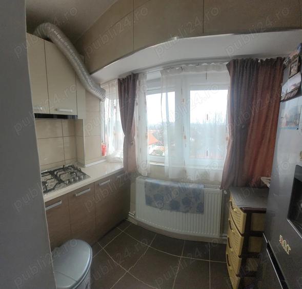 Apartament de vanzare - 3