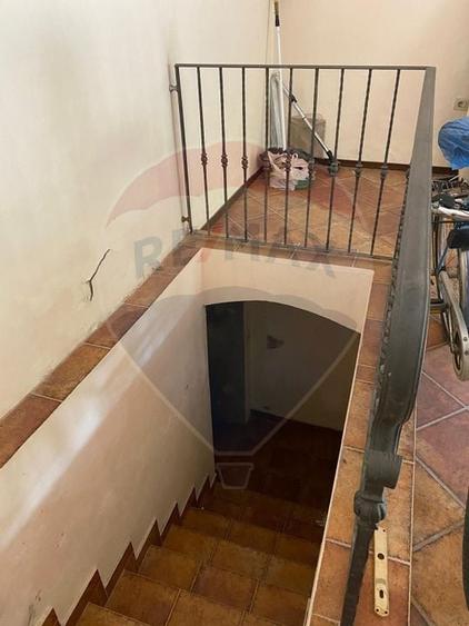 Casa / Vila cu 5 camere de vanzare in zona Central - 19