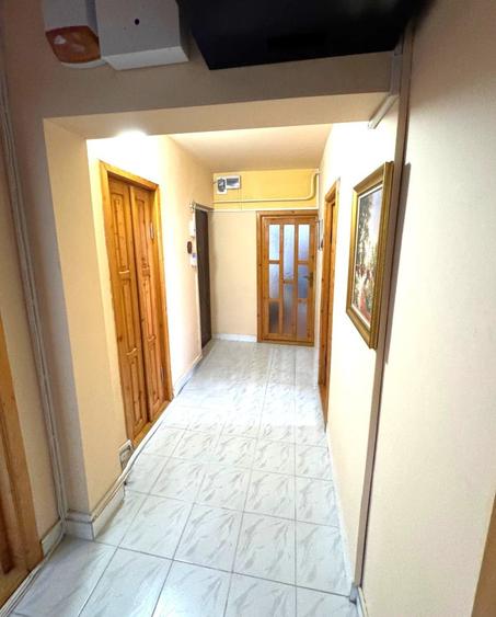 Apartament spatios 4 camere decomandate, etaj 7 din 10, Micro 18 - 8