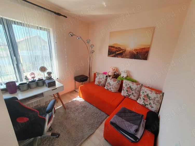 Casă cu Teren 400 Mp în Central