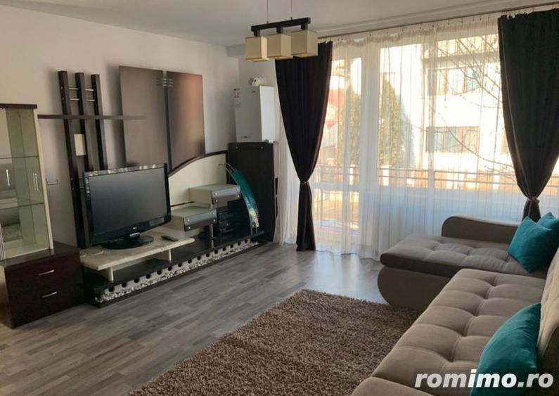 De inchiriat pe Calea Vacaresti un apartament cu 3 camere - 5