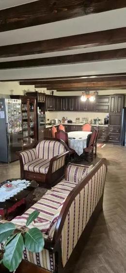 Casa cu 4 dormitoare, 180 mp, teren 1487 mp, in Lazuri - 10