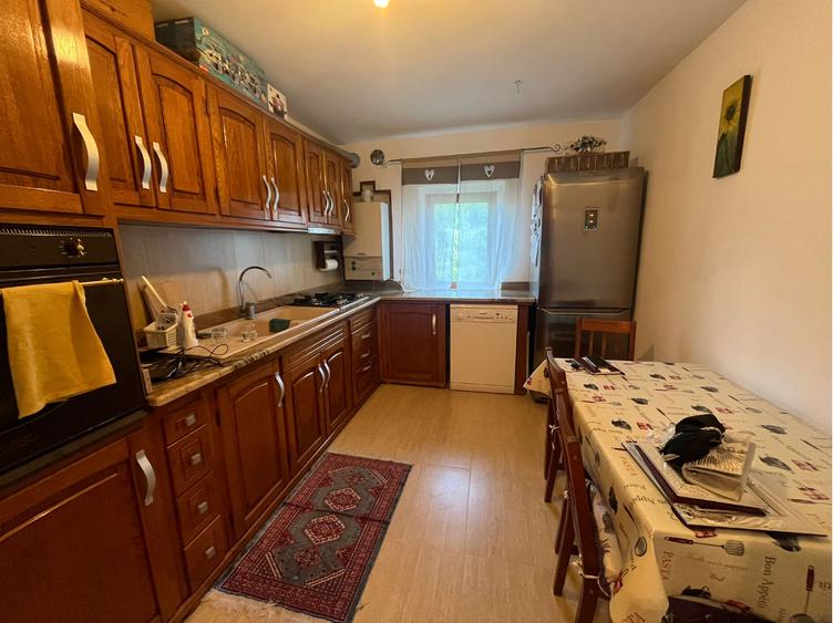 Apartament trei camere - Zona Gară-Longinescu - 3