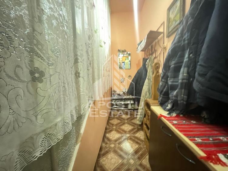 Casa individuala cu spatii comerciale - Zona Parneava spre Alfa - 27