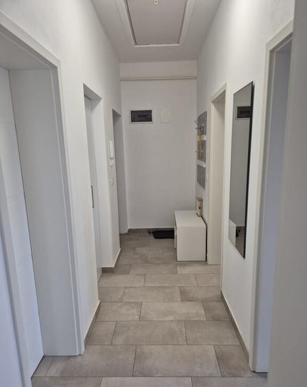 Apartament cu 2 camere cu loc de parcare si pod str. Rodnei - 13