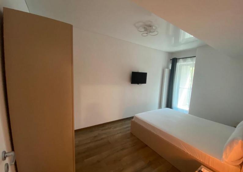 Mamaia Central apartament 2 camere bloc nou - 2